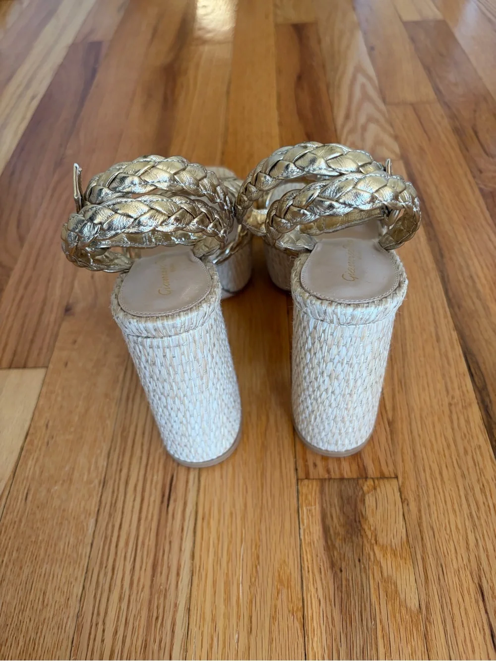 GIANVITO ROSSI Braided Metallic Woven Platform Sandal in Gold Size 36 NWT